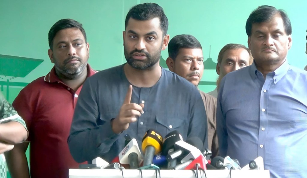 বিসিবি নির্বাচন থেকে সরে দাঁড়ালেন তামিম 3 বিসিবি নির্বাচন থেকে সরে দাঁড়ালেন তামিম 1759305722 বিসিবি নির্বাচন থেকে সরে দাঁড়ালেন তামিম