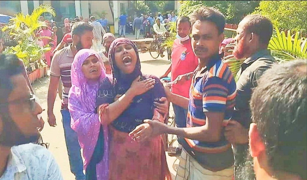 মাগুরায় খালে ডুবে এক পরিবারের তিন শিশুর মৃত্যু 4 মাগুরায় খালে ডুবে এক পরিবারের তিন শিশুর মৃত্যু 1760187327 মাগুরায় খালে ডুবে এক পরিবারের তিন শিশুর মৃত্যু