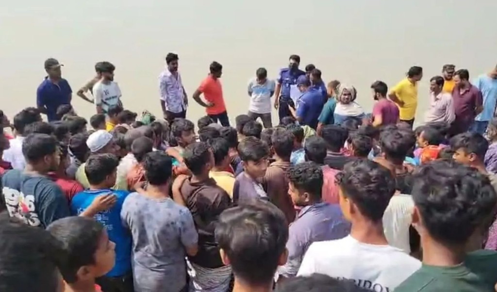 মাঠ দখল নিয়ে গোলাগুলি, নিহত বেড়ে ৩ 3 মাঠ দখল নিয়ে গোলাগুলি নিহত বেড়ে ৩ 1761709963 মাঠ দখল নিয়ে গোলাগুলি, নিহত বেড়ে ৩