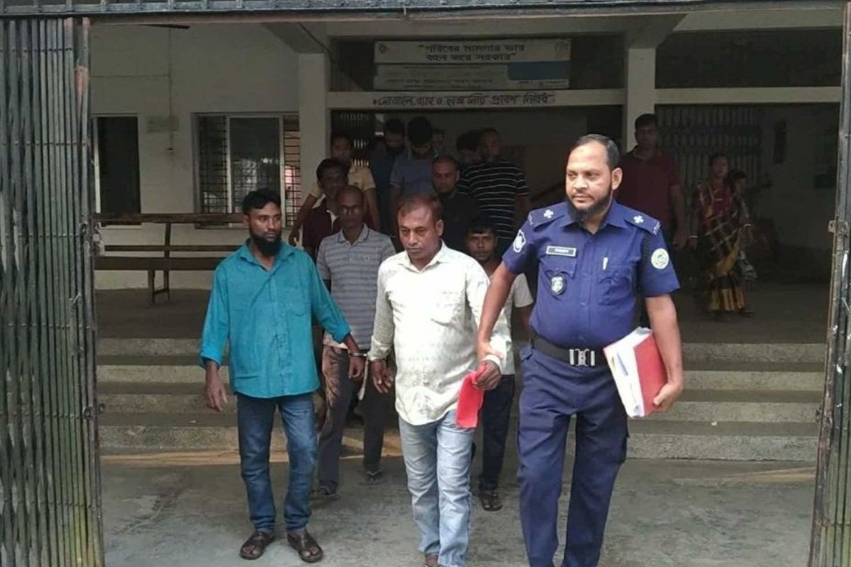 মিথ্যা মামলা করায় বাদীকে কারাদণ্ড ও অর্থদণ্ড দিলো আদালত