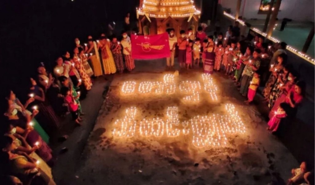 মিয়ানমারে বৌদ্ধদের উৎসবে জান্তার হামলা, নিহত ৪০ 3 মিয়ানমারে বৌদ্ধদের উৎসবে জান্তার হামলা নিহত ৪০ 1759921663 মিয়ানমারে বৌদ্ধদের উৎসবে জান্তার হামলা, নিহত ৪০