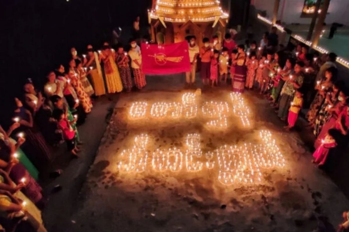 মিয়ানমারে বৌদ্ধদের উৎসবে জান্তার হামলা, নিহত ৪০