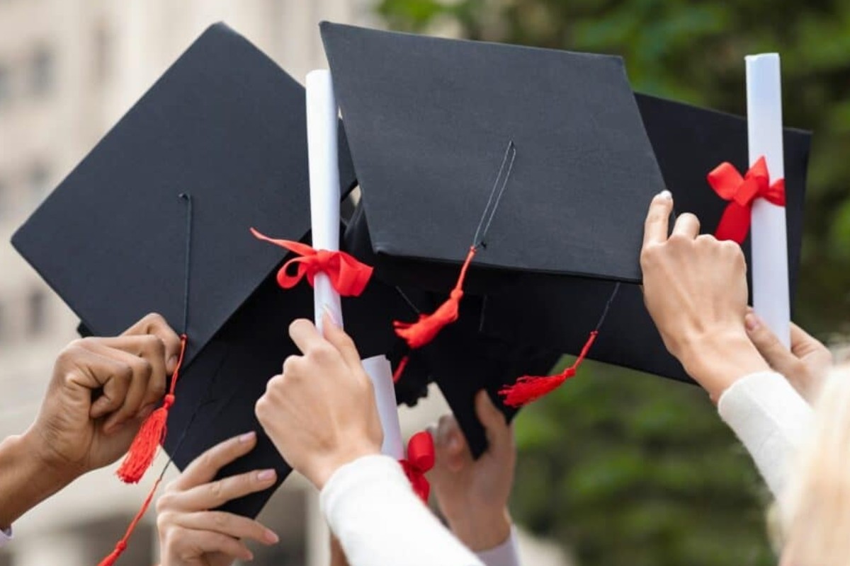 মুখ ফেরাচ্ছেন বিদেশি শিক্ষার্থীরা, মাথায় হাত আমেরিকার অনেক বিশ্ববিদ্যালয়ের