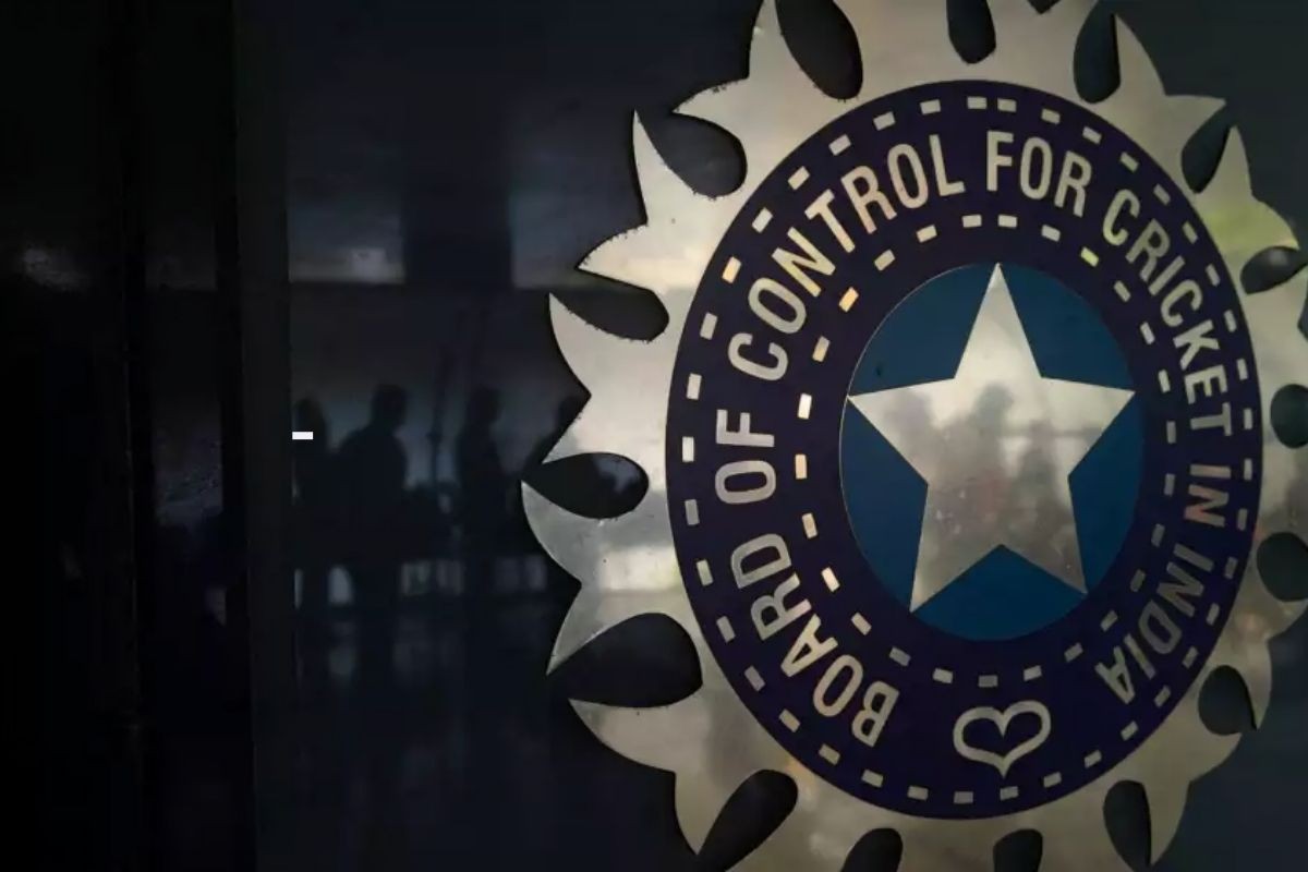 ম্যাচ ফিক্সিংকে অপরাধ ঘোষণা চেয়ে আদালতে বিসিসিআই