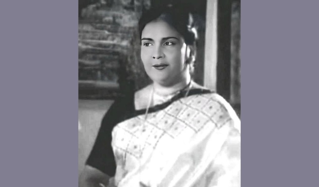 যাত্রা অভিনেত্রী শর্বরী দাশগুপ্ত: কালের গর্ভে বিলীন এক উজ্জ্বল নক্ষত্র 3 যাত্রা অভিনেত্রী শর্বরী দাশগুপ্ত 1761550650 যাত্রা অভিনেত্রী শর্বরী দাশগুপ্ত: কালের গর্ভে বিলীন এক উজ্জ্বল নক্ষত্র