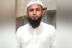 যুবককে কুপিয়ে হত্যার পর মোটরবাইক রেখেই পালালো দুর্বৃত্তরা