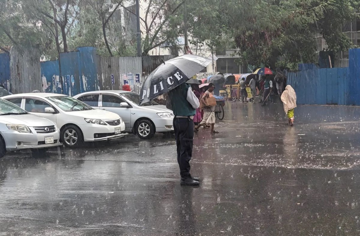রাজধানীতে বজ্রবৃষ্টির আশঙ্কা