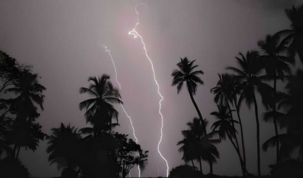 রাজধানীসহ আশপাশে বজ্রবৃষ্টি ও তাপমাত্রা বৃদ্ধির আভাস 4 রাজধানীসহ আশপাশে বজ্রবৃষ্টি তাপমাত্রা বৃদ্ধির আভাস 1759633702 রাজধানীসহ আশপাশে বজ্রবৃষ্টি ও তাপমাত্রা বৃদ্ধির আভাস