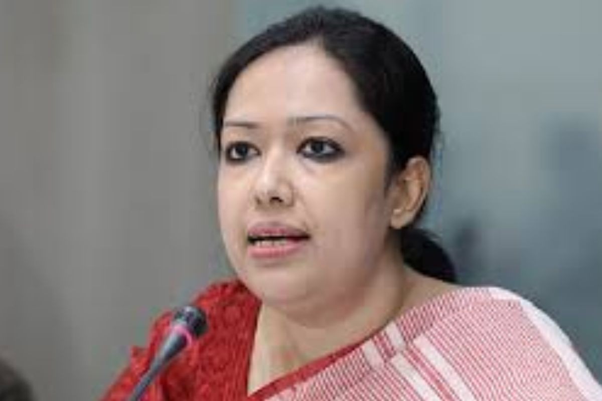 সেফ এক্সিট খুঁজতে উপদেষ্টাদের কষ্ট করতে হবে না : রুমিন ফারহানা