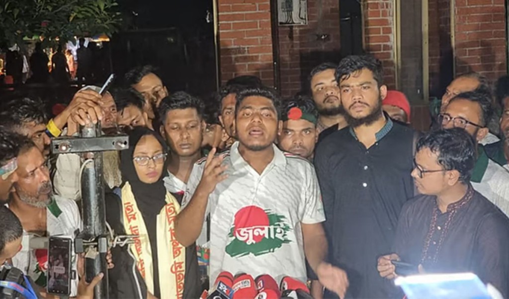 রোববার মহাসড়ক অবরোধ করবে 'জুলাই যোদ্ধারা' 3 রোববার মহাসড়ক অবরোধ করবে 1760764980 রোববার মহাসড়ক অবরোধ করবে 'জুলাই যোদ্ধারা'