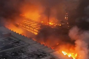 শাহজালাল বিমানবন্দরে অগ্নিকাণ্ড: ক্ষতির পরিমাণ ১০০ কোটি ডলার ছাড়াতে পারে