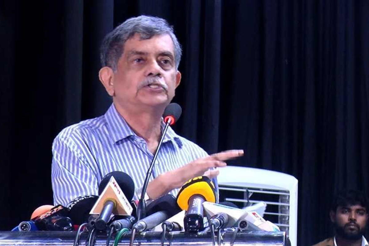 শিক্ষার্থীদের পড়ালেখা করতে হবে, না হলে পাস করা যাবে না: শিক্ষা উপদেষ্টা