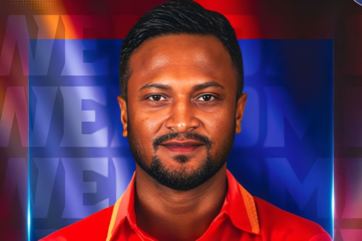 সমালোচনাকে পিছনে ফেলে ভক্তদের সুখবর দিলেন সাকিব