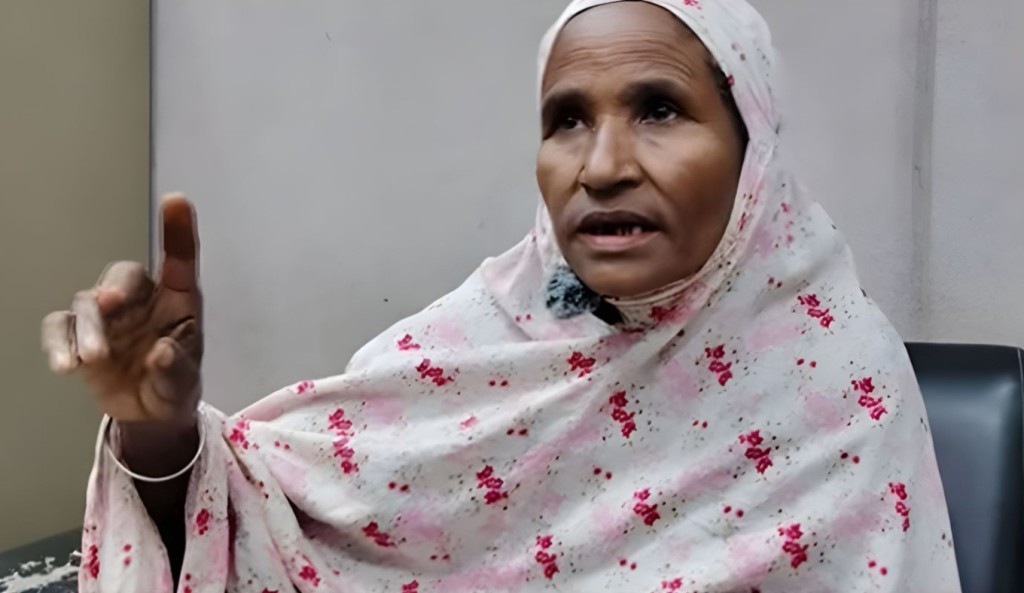 সরকারি প্রতিষ্ঠান থেকে ৫৩ হাজার টাকার জাল নোট পেলেন শাহীনা 4 সরকারি প্রতিষ্ঠান থেকে ৫৩ হাজার টাকার জাল নোট পেলেন শাহীনা 1760422003 সরকারি প্রতিষ্ঠান থেকে ৫৩ হাজার টাকার জাল নোট পেলেন শাহীনা