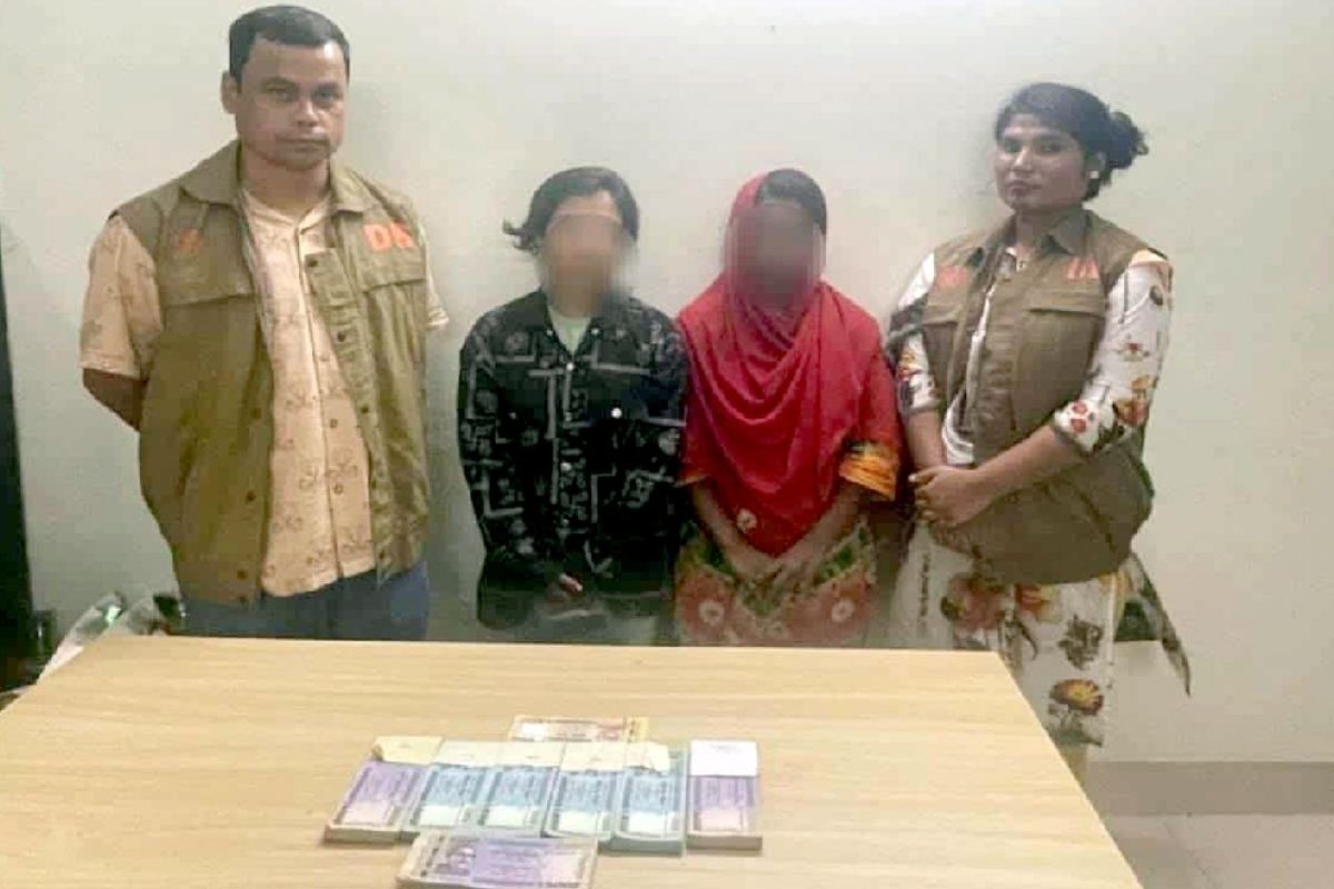 সাড়ে ৪ লাখ টাকার জাল নোটসহ চক্রের দুই সদস্য গ্রেপ্তার