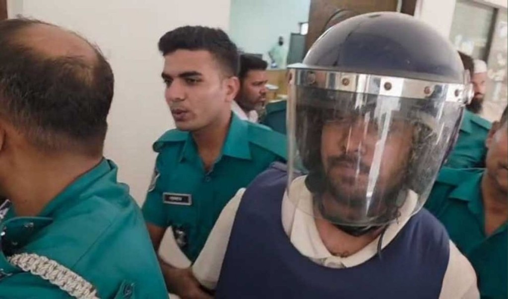 সাবেক সমন্বয়ক রাব্বিসহ ৪ জন রিমান্ড শেষে কারাগারে 4 সাবেক সমন্বয়ক রাব্বিসহ ৪ জন রিমান্ড শেষে কারাগারে 1759494748 সাবেক সমন্বয়ক রাব্বিসহ ৪ জন রিমান্ড শেষে কারাগারে