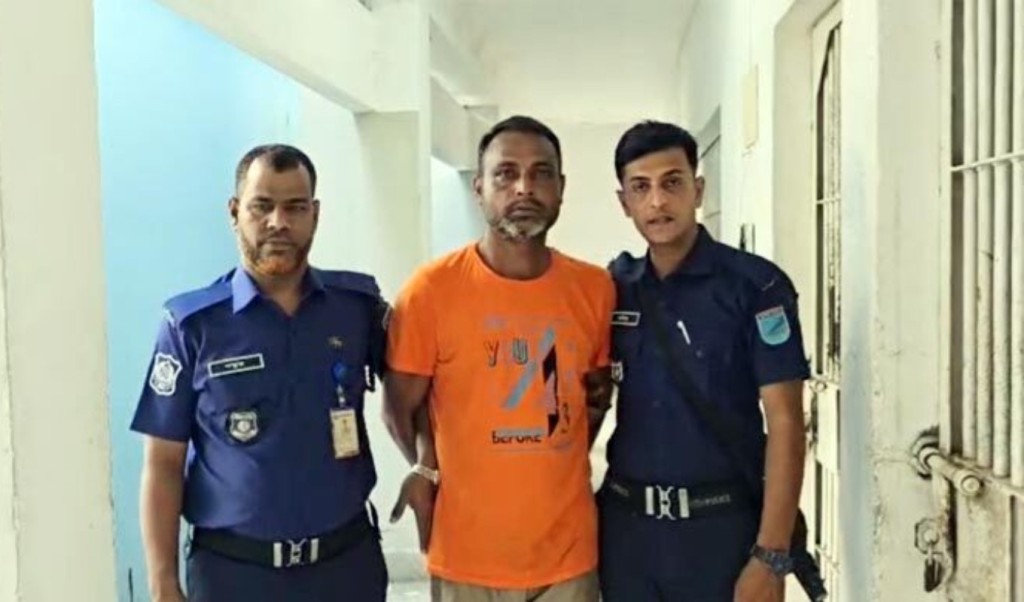 সাভারে শিক্ষার্থীকে ধর্ষণ, গ্রেপ্তার ১ 2 সাভারে তরুণীকে শিক্ষার্থীকে ধর্ষণ গ্রেপ্তার ১ 1760874547 সাভারে শিক্ষার্থীকে ধর্ষণ, গ্রেপ্তার ১