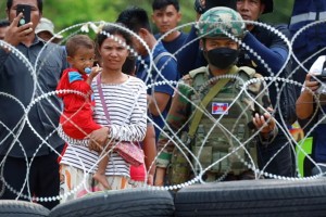 সীমান্তে লাউড স্পিকার বাজিয়ে ভূতের ভয় দেখাচ্ছে থাইল্যান্ড!