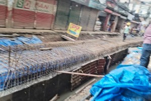 সীমাহীন দুর্ভোগ!