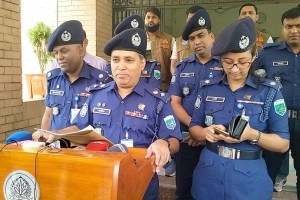 স্বর্ণালঙ্কারের লোভে দাদিকে টর্চলাইট দিয়ে পিটিয়ে হত্যা