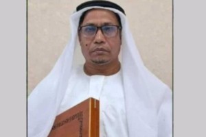 হিজাব নিয়ে ‘বিতর্কিত’ মন্তব্যের প্রতিবাদে ‘ইসলামি লেবাসে’ ক্লাস