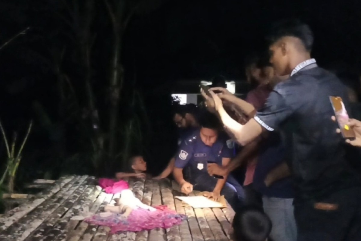 ১০ দিনের মেয়েকে পানিতে ফেলে হত্যার পর মায়ের আত্মহত্যার চেষ্টা!