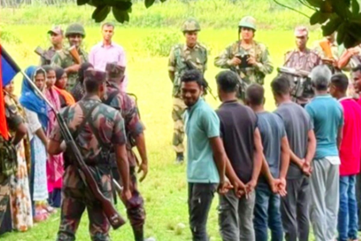১৯ বাংলাদেশিকে বিজিবির কাছে হস্তান্তর করল বিএসএফ