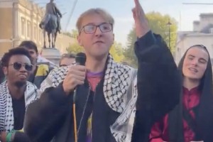 ‘ইহুদিদের পুঁতে ফেল’ স্লোগান দেয়া অক্সফোর্ড শিক্ষার্থী গ্রেপ্তার!