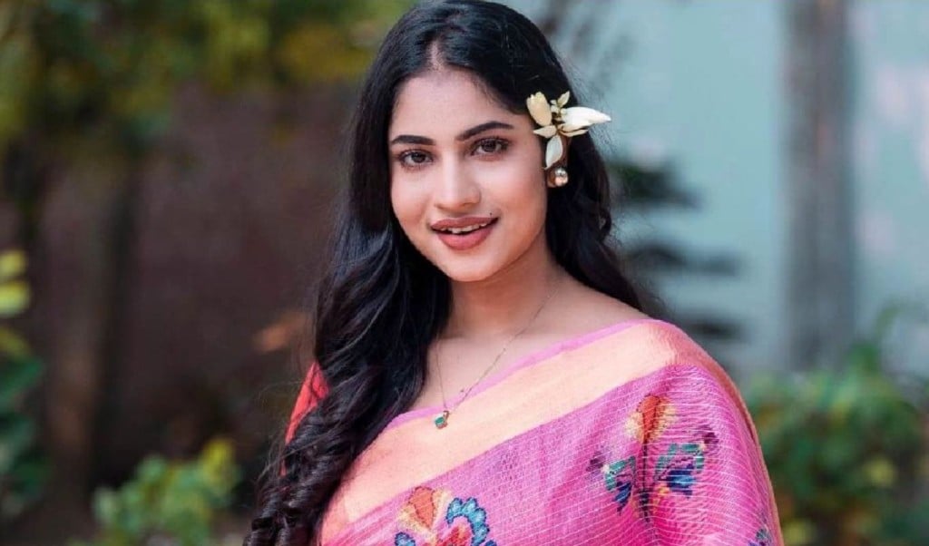 বিয়ের পরে মিহি জানতে পারেন স্বামীর আরেক স্ত্রী রয়েছে 4 ‘‘বিয়ের পরে মিহি জানতে পারেন স্বামীর আরেক স্ত্রী রয়েছে 1759727172 বিয়ের পরে মিহি জানতে পারেন স্বামীর আরেক স্ত্রী রয়েছে