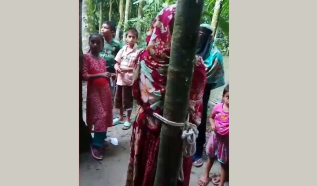 রংপুরে গৃহবধূকে গাছের সঙ্গে বেঁধে নির্যাতন 3 ‘‘রংপুরে গৃহবধূকে গাছের সঙ্গে বেঁধে রাতভর নির্যাতন 1759642088 রংপুরে গৃহবধূকে গাছের সঙ্গে বেঁধে নির্যাতন