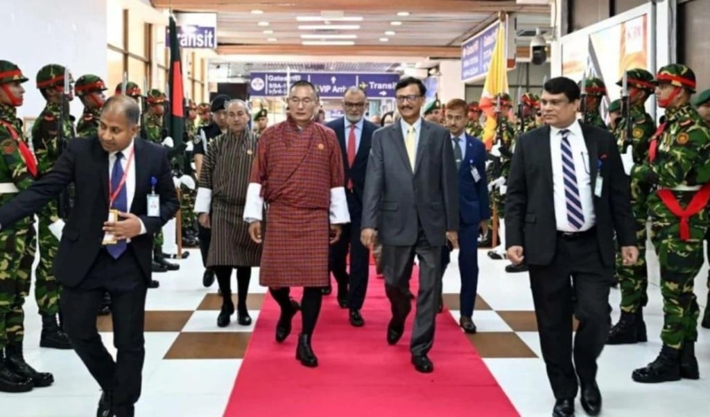 Bhutans Prime Minister Departs Dhaka 1763957274 ঢাকা ত্যাগ করলেন ভুটানের প্রধানমন্ত্রী