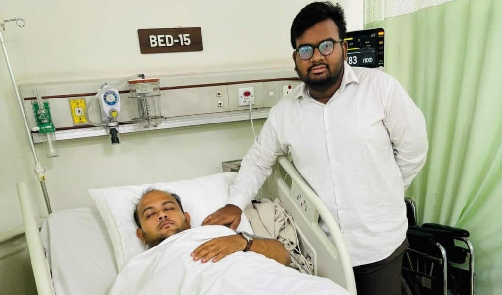 DU JCD Leader Hamim Injured After Falling on Stairs During Earthquake Panic 1763713988 ভূমিকম্পে সিঁড়িতে পড়ে আহত ঢাবি ছাত্রদল নেতা হামিম