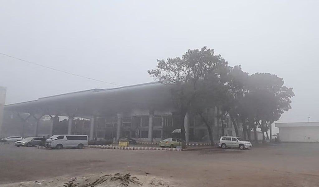 Dense Fog Disrupts Flight Operations in Saidpur 1764484249 সৈয়দপুরে ঘন কুয়াশায় ফ্লাইট চলাচল ব্যাহত