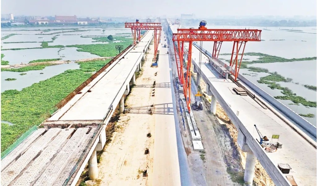 Dhaka Ashulia Expressway Cost Rises by 10 Billion Due to Design Changes 1764129679 ঢাকা-আশুলিয়া এক্সপ্রেসওয়ে: নকশা পরিবর্তনে খরচ বাড়ছে ১০ হাজার কোটি