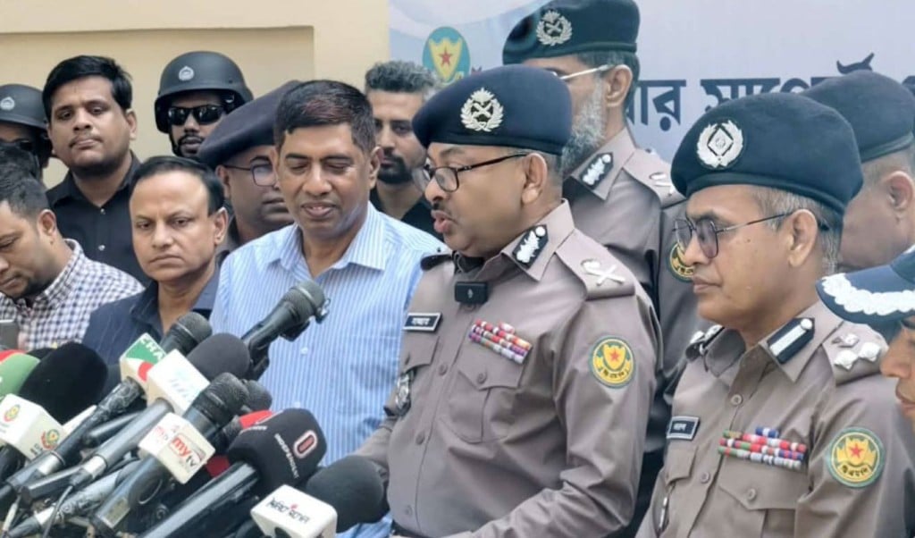Do Not Attempt to Break the Morale of Police Officers DMP Commissioner 1763623717 পুলিশ সদস্যদের মনোবল ভাঙার চেষ্টা না করার আহ্বান ডিএমপি কমিশনারের