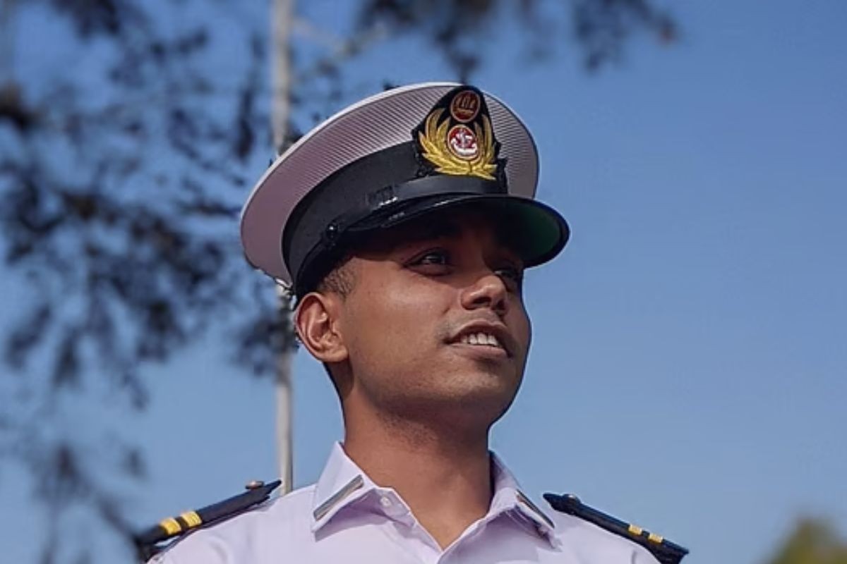 ড্রোন হামলা থেকে যেভাবে রক্ষা পেলেন বাংলাদেশি নাবিকরা