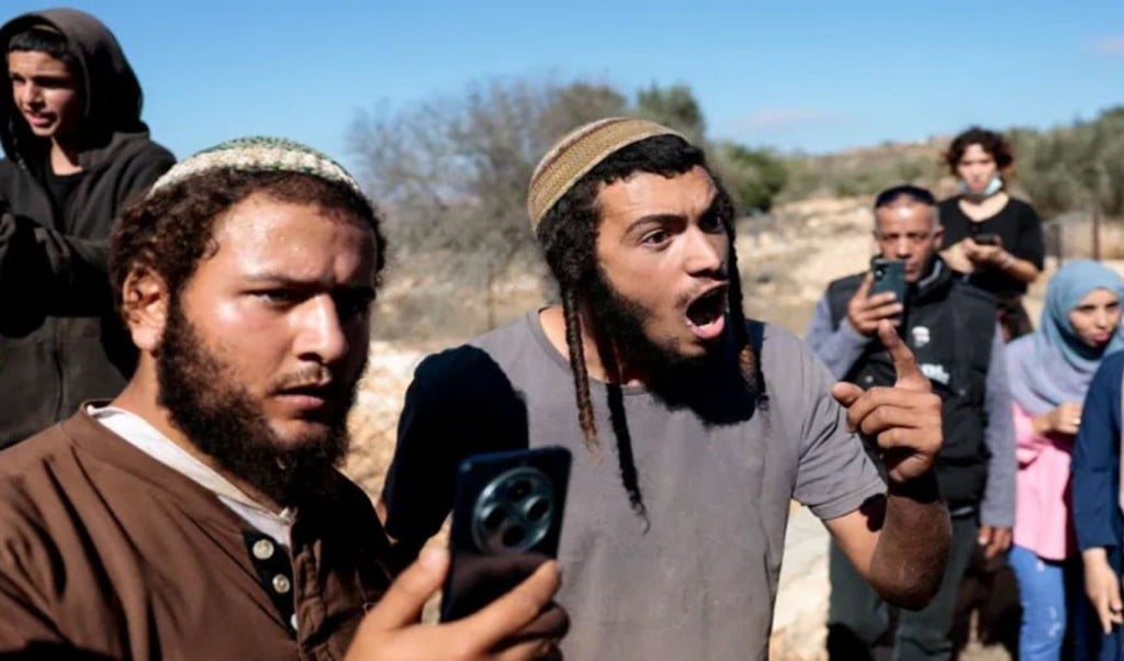 Israeli Pressure Rises in West Bank 32000 Palestinians Displaced in a Year 1764127895 পশ্চিম তীরে ইসরাইলি চাপ বৃদ্ধি, বছরে ৩২ হাজার ফিলিস্তিনি উচ্ছেদ