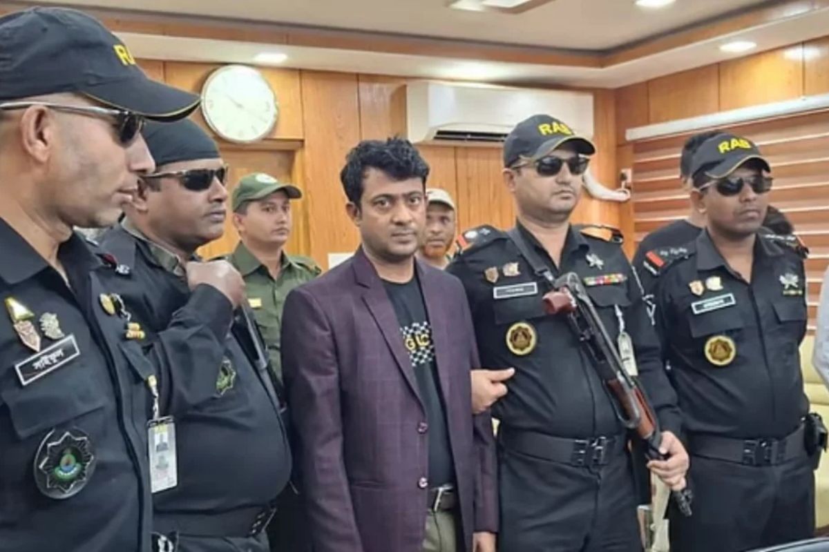 ঋণ জালিয়াতিতে ৯ কোটি টাকা আত্মসাৎ