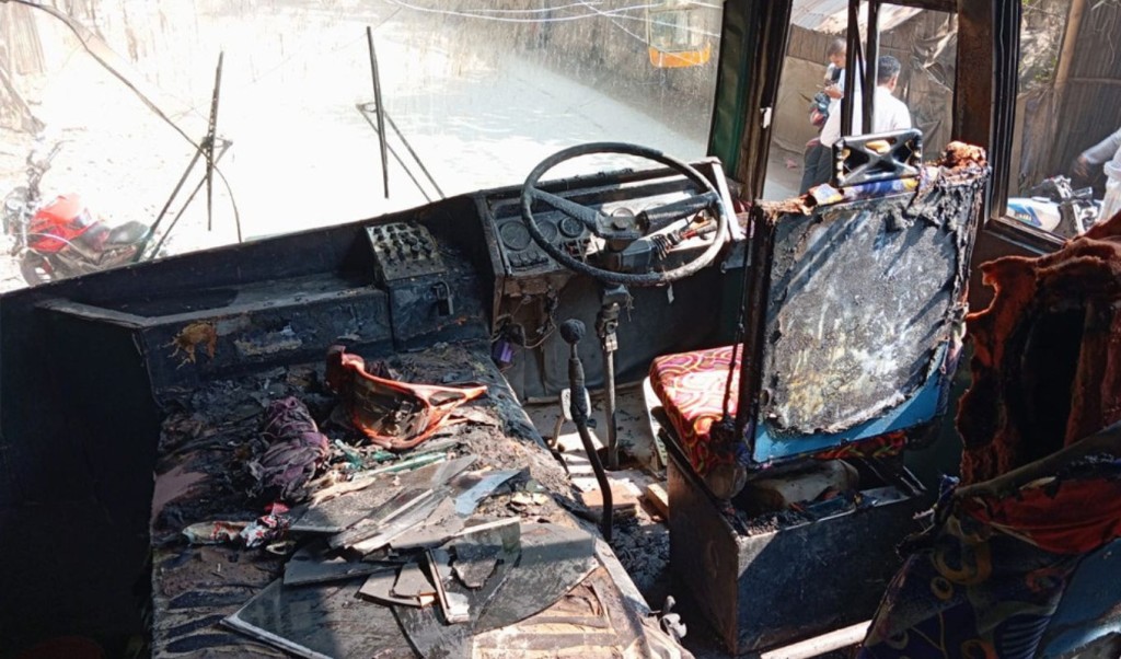 Miscreants Set Fire to Parked Bus in Jashore 1763020198 যশোরে পার্কিং করা বাসে দুর্বৃত্তদের অগ্নিসংযোগ