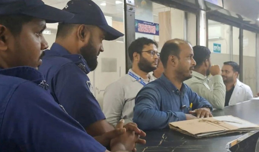 কুমিল্লায় অনিয়মে চার হাসপাতাল ও ডায়াগনস্টিক সেন্টারের কার্যক্রম স্থগিত 3 Operations of Four Hospitals and Diagnostic Centers Suspended in Cumilla for Irregularities 1763092247 কুমিল্লায় অনিয়মে চার হাসপাতাল ও ডায়াগনস্টিক সেন্টারের কার্যক্রম স্থগিত