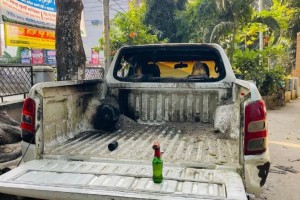 গোপালগঞ্জে গণপূর্ত ও গ্রামীণ ব্যাংকে পেট্রোল বোমা নিক্ষেপ