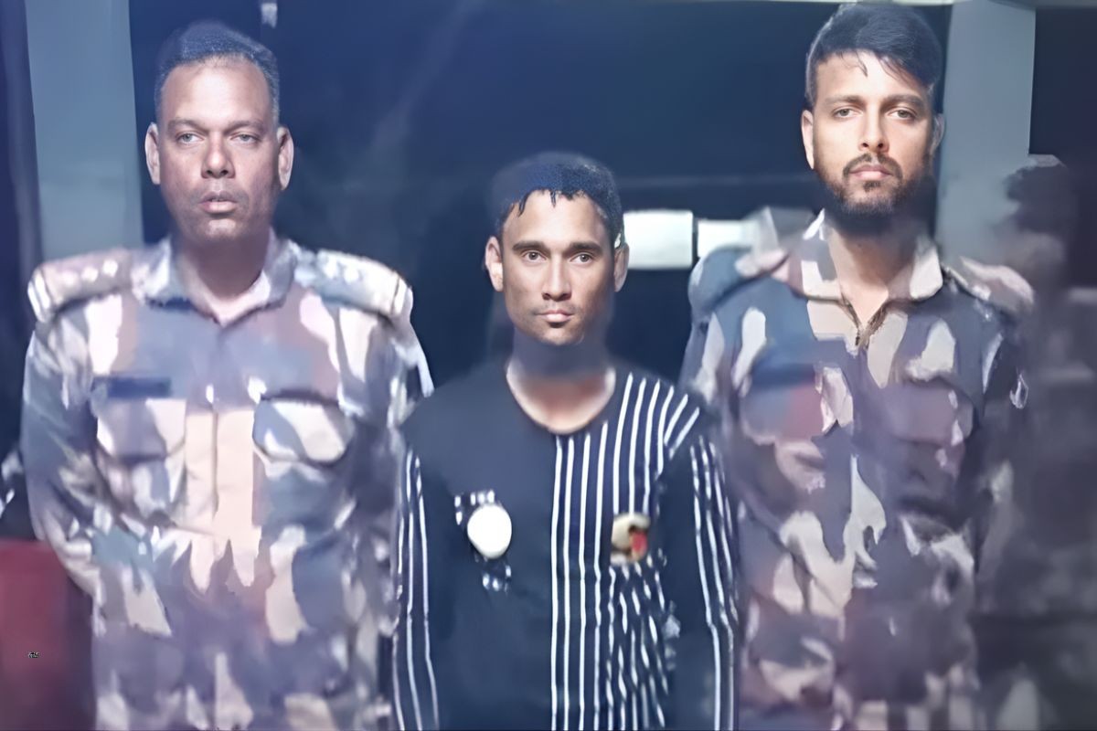 টেকনাফ সীমান্তে সোয়া এক লাখ ইয়াবাসহ রোহিঙ্গা যুবক আটক