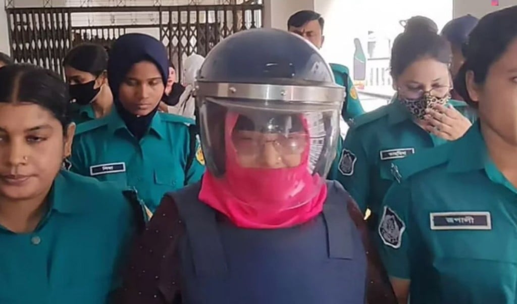 Woman beaten in Dhanmondi arrested in July attempted murder case 1763186767 ধানমণ্ডিতে মারধরের শিকার নারী জুলাই হত্যাচেষ্টা মামলায় গ্রেপ্তার