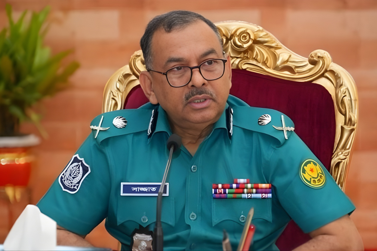 অগ্নিসংযোগ ও ককটেল হামলাকারীদের ওপর গুলি চালানোর নির্দেশ