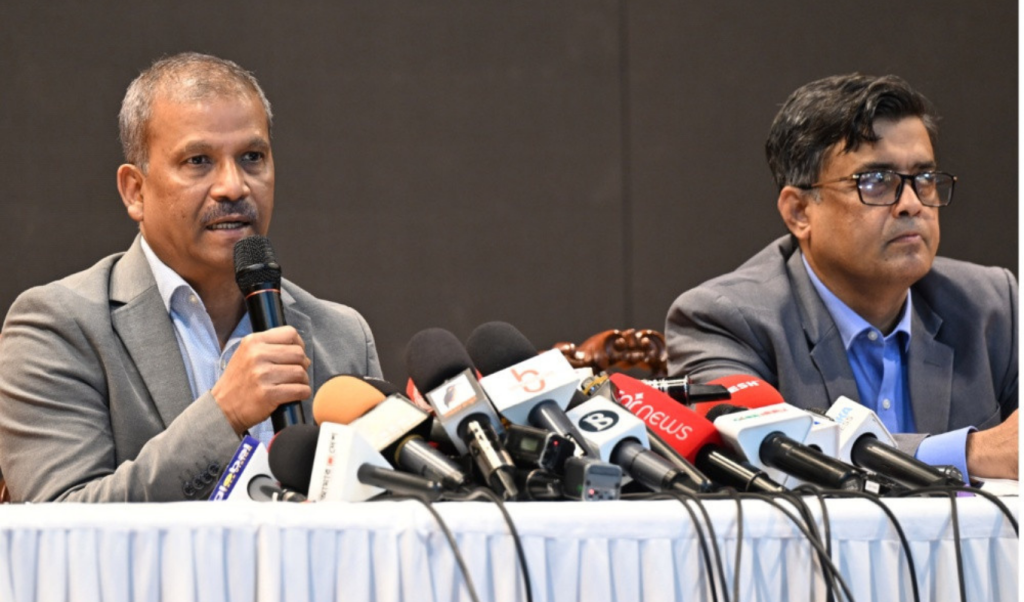 আগামী ৩ ৪ কার্যদিবসের মধ্যে গণভোট আইন প্রণয়ন হবে আইন উপদেষ্টা 1763639526 আগামী ৩-৪ কার্যদিবসের মধ্যে গণভোট আইন প্রণয়ন হবে: আইন উপদেষ্টা