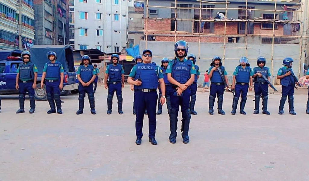 আজকের ঢাকা 1763002913 ছবিতে সকালের ঢাকা: বাড়ানো হয়েছে নিরাপত্তা, রাজনৈতিক দলগুলোর অবস্থান