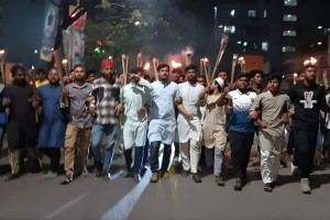 এনসিপির মশাল মিছিলে ‘জয় বাংলা’ স্লোগান