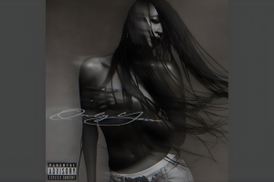 এবনি রাইলি তার ভিডিওতে উন্মুক্ত, ‘ওনলি ইউ’ নিয়ে প্রকাশ করলেন সাহসী নতুন স্টাইল