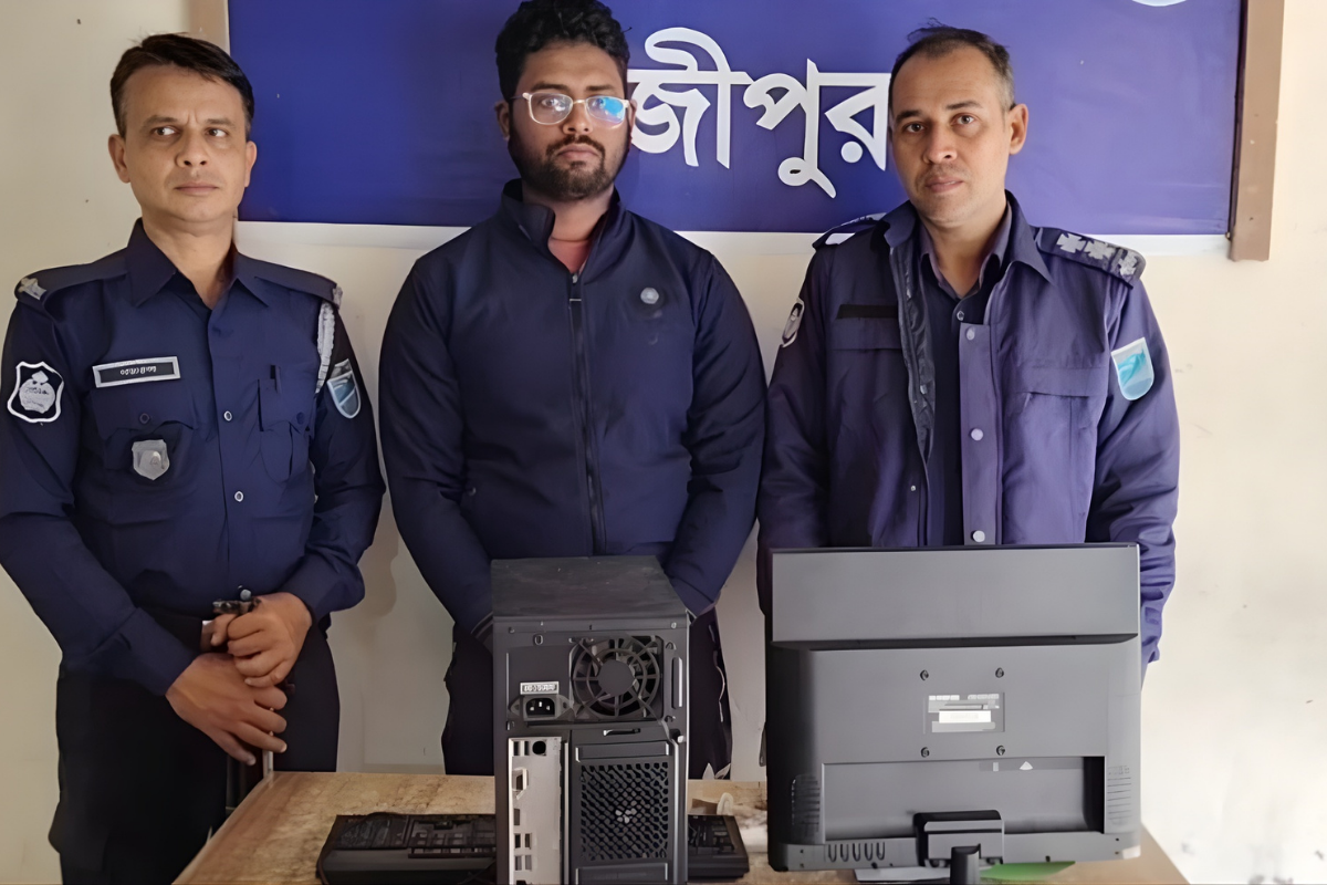 গাজীপুরে কম্পিউটার দোকান থেকে নকল পুলিশ ক্লিয়ারেন্স তৈরি