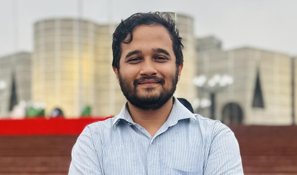 গালির মাঝেও শক্তি খুঁজছেন মীর স্নিগ্ধ 5 গালির মাঝেও শক্তি খুঁজছেন মীর স্নিগ্ধ 1762518451 গালির মাঝেও শক্তি খুঁজছেন মীর স্নিগ্ধ